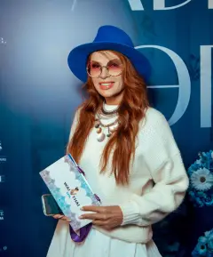 Эвелина Блёданс