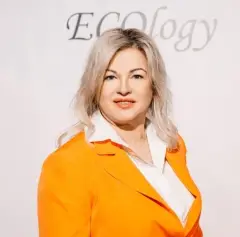Лена Маркова