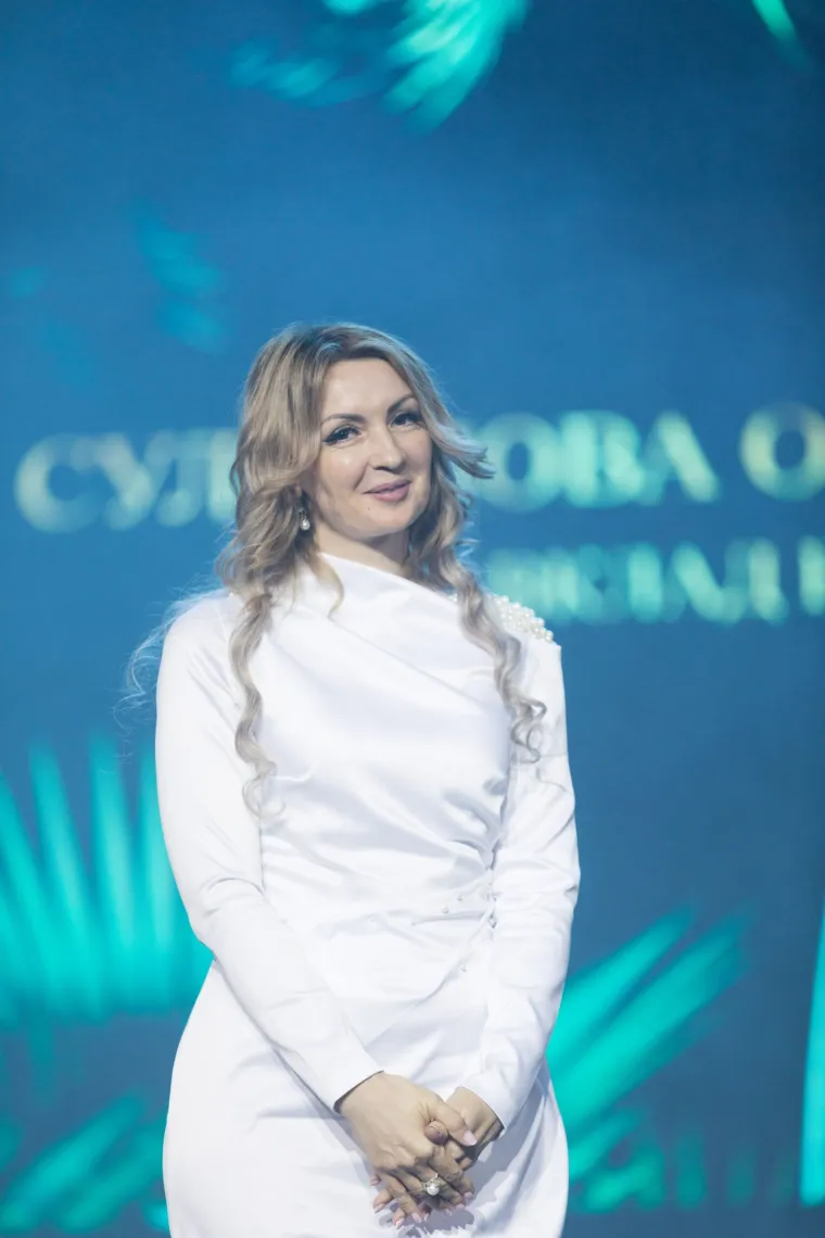 Султанова Оксана Эседуллаевна — фотография с церемонии